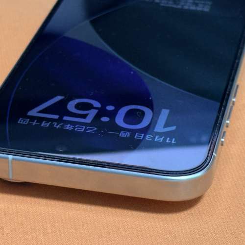 手機升級放售2手iPhone 15 Pro 白色 512GB $4700 無維修非常新淨