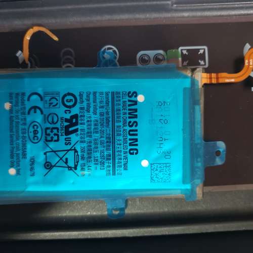 Samsung Galaxy S9+ Black 6+64gb 連皮套連盒及舊原装電池一片