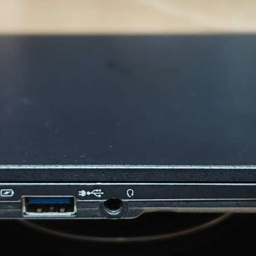 Fujitsu Lifebook U937 筆記本電腦