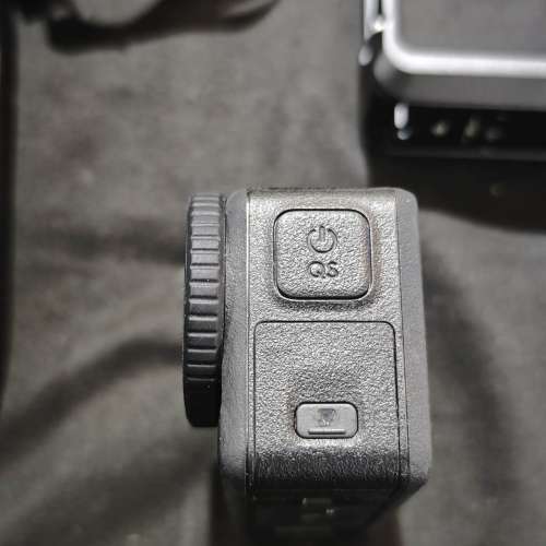 DJI ACTION 5 Pro 冇盒冇單冇證冇保 跟手持棍 1電 1框 1條線充 有貼玻璃貼 98%new ...