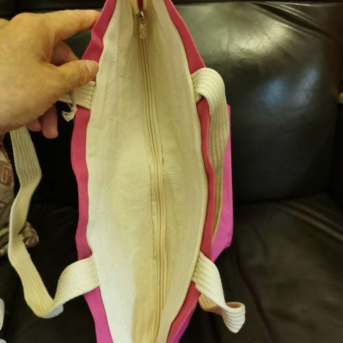 100%全新絕版MTR桃紅色兩用手袋