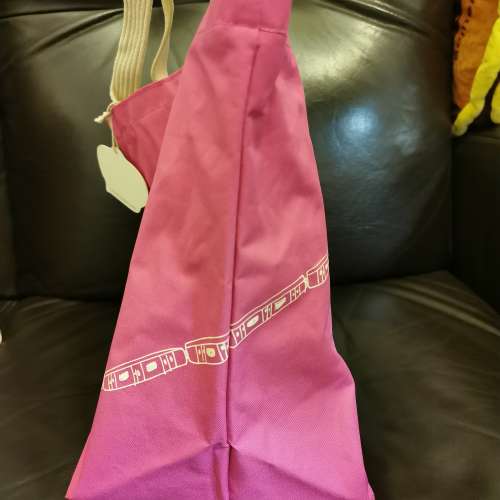 100%全新絕版MTR桃紅色兩用手袋