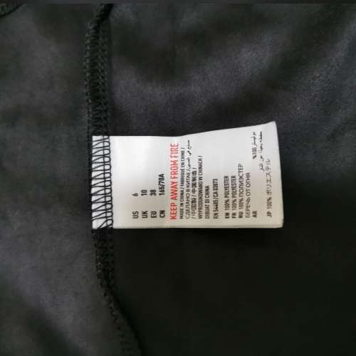 💥勁平100%全新American Eagle黑色半截短裙