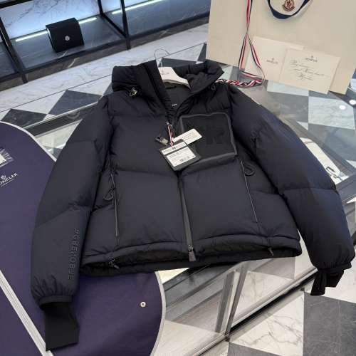 Moncler Grenoble系列Mandres连帽短款羽绒夹克外套