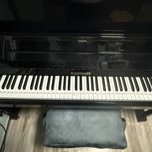 w.hoffmann V 126 UPRIGHT PIANO 直立式鋼琴 9成新