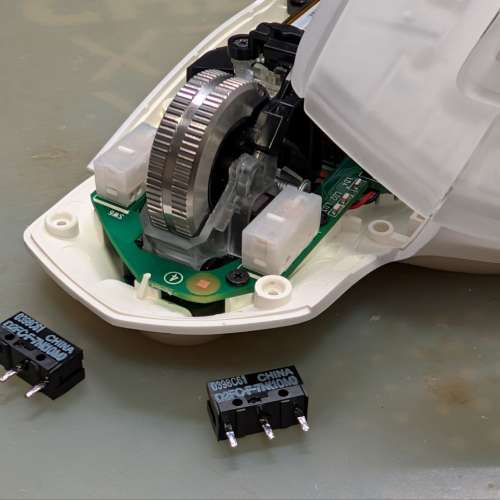 Logitech MX Master 2S 白色已換3D打印殼