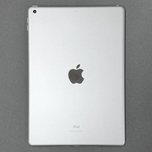 90% New Apple iPad 7 32GB Wi-Fi Silver Color 7th Gen 第七代