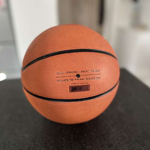 Nike 籃球（接近新)