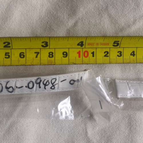 Solvil et Titus 鐵達時 genuine leather Strap .white color