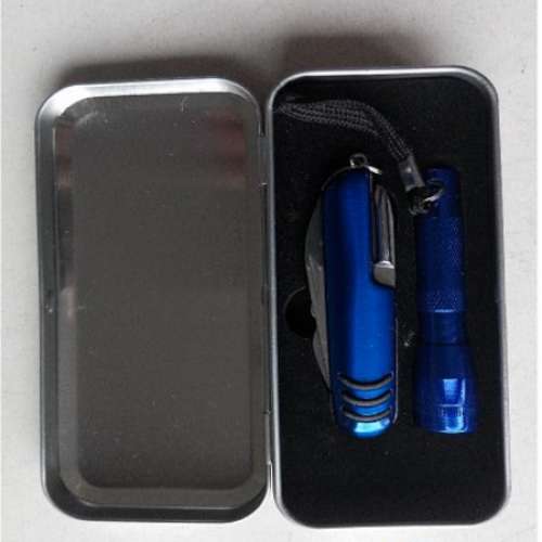 萬用刀+電筒 禮盒
