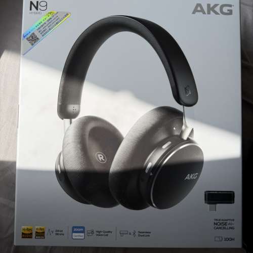 99%新 行貨 購自百老匯9月 有單有盒full set AKG N9 hybrid