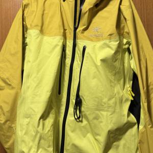 Arcteryx Alpha Jacket women size M (Euphoria) from REI 不死鳥