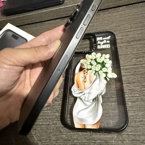 iPhone 15pro max 1tb,港行黑色雙卡極新，冇修冇拆，有貼有機殼，電池86，全套齊！