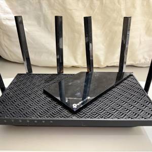 放95% 新 原裝行貨 TP-Link AXE75 特長保養 三頻 Wi-Fi 6E 路由器 $500