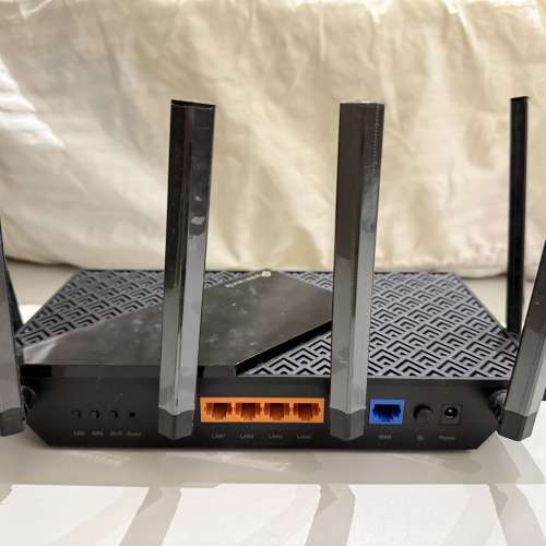 放95% 新 原裝行貨 TP-Link AXE75 特長保養 三頻 Wi-Fi 6E 路由器 $500