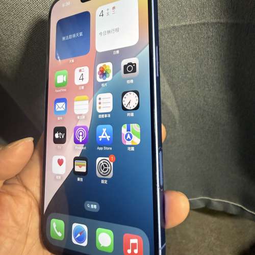 99%new 港行iPhone16 plus 256gb battery health 96%