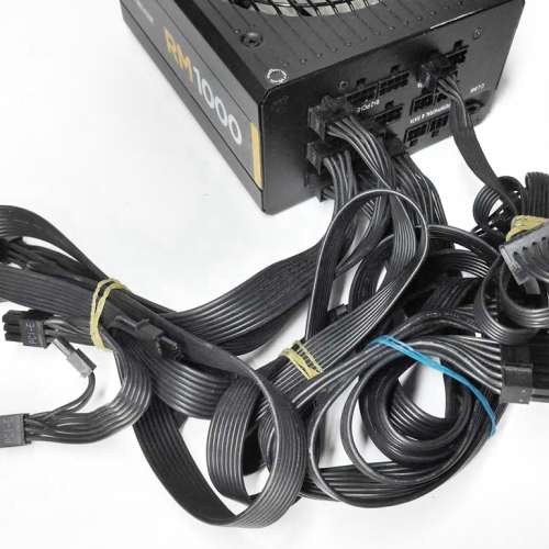 齊線良好9成新專業級無塵淨牛Corsair RM1000 (1000W 80PLUS Gold Full Modular)機箱...