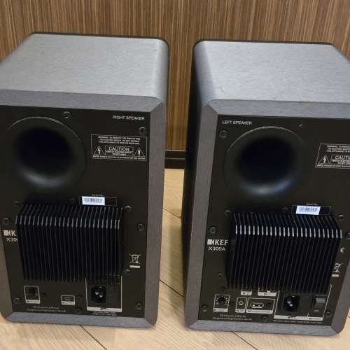 英國 KEF X300A 主動式揚聲器 金屬灰色