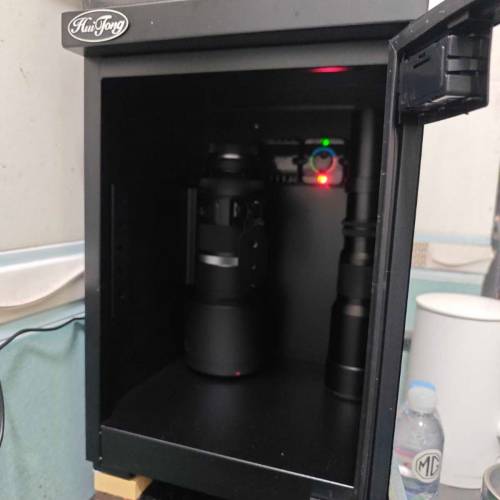 極新 惠通防潮箱 32L