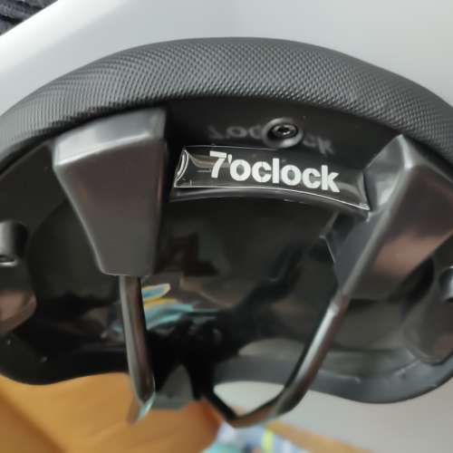 Bob6 原裝saddle 坐墊 7'clock