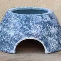 ［現貨］日本製守宮爬蟲倉鼠彩繪陶瓷加濕躲藏屋躲避屋 （暴雪富士山花紋-M)