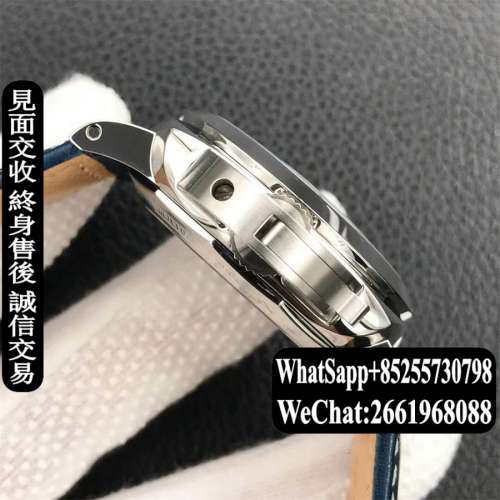Panerai PAM688 藍色 42mm