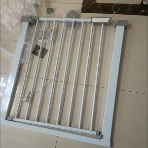 嬰幼兒安全圍欄