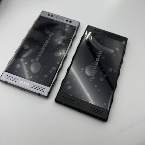 red hydrogen one裸眼3D手机全新裸机