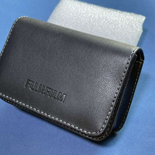 全新 Fujifilm Tiara 菲林機 原裝皮套 合 富士 CARDIA DL Super mini