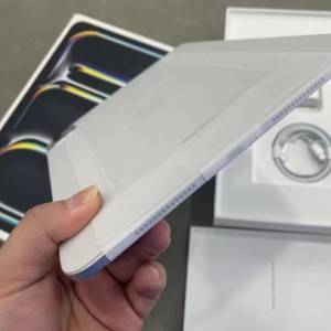 香港行貨，Apple M4芯片 11寸iPad pro256GB wif版，全新穖，全套有保養，配件齊