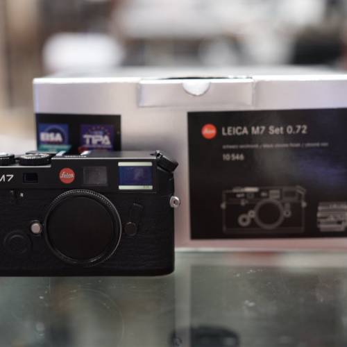 Leica M7 “Starter Set”0.72 Black Film Rangefinder Camera