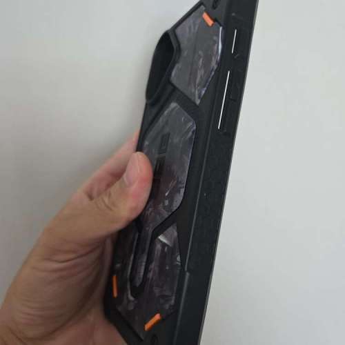 出售iPhone 16 plus Uag軍規手機殼