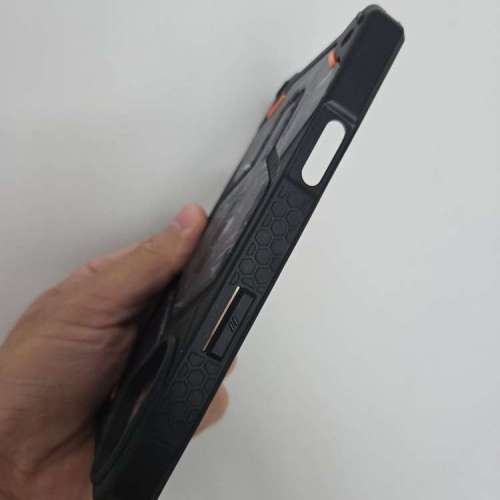 出售iPhone 16 plus Uag軍規手機殼