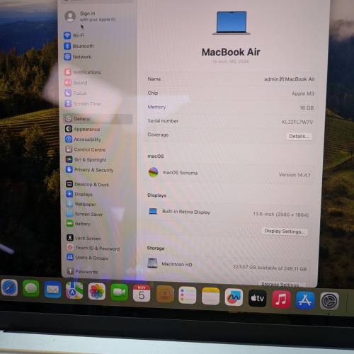 Macbook air 13 M3 2024 16+256GB