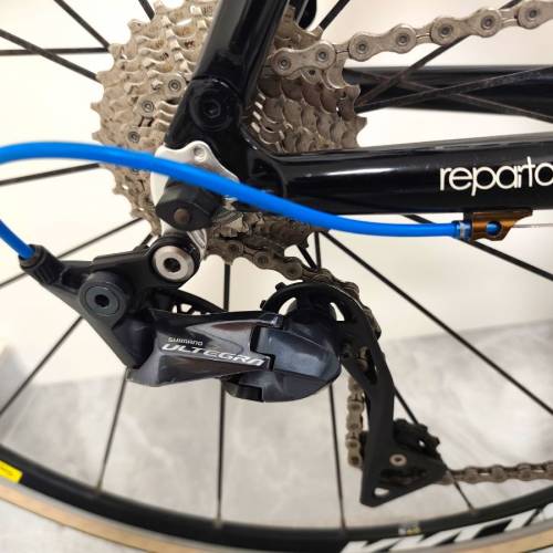 Bianchi 碳纖維公路車 | 6.9Kg | SHIMANO ULTEGRA 22速全套變速套件 | Mavic 超輕鋁拎