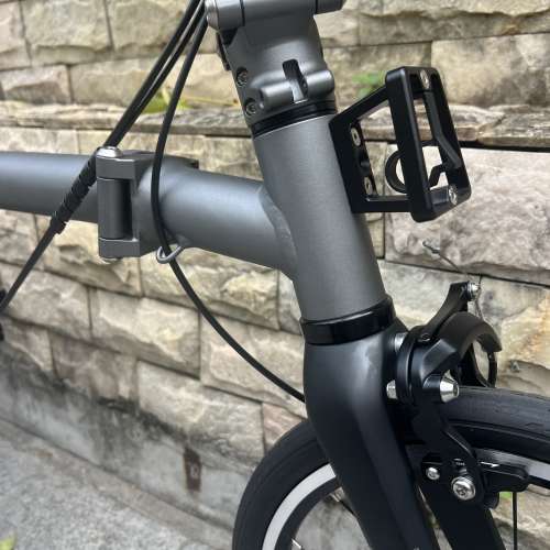 特價 2025 最新拉絲銀色 ACEOFFIX C5 全原裝5速黑色碳前叉鋁合金折叠車 送前後蛙燈叮...