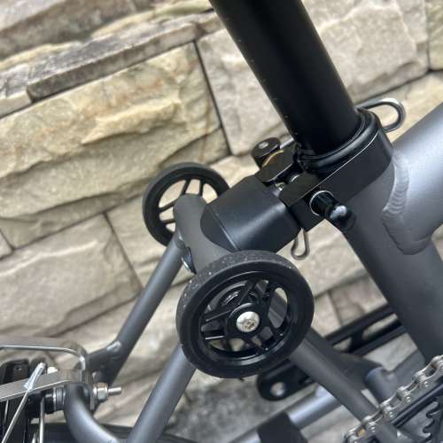 特價 2025 最新拉絲銀色 ACEOFFIX C5 全原裝5速黑色碳前叉鋁合金折叠車 送前後蛙燈叮...