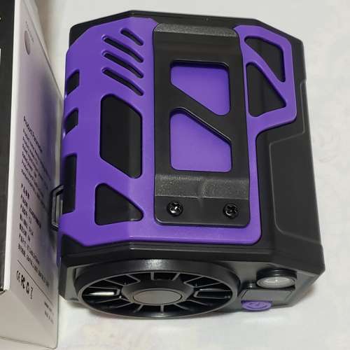 全新掛腰掛頸有燈光超強勁充電風扇，有盒。