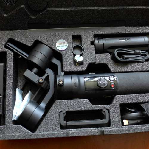 智雲 ZHIYun Crane -M2