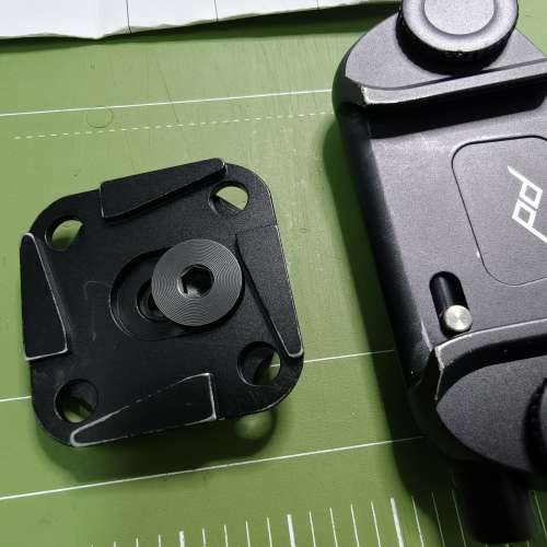 新淨行貨Peak Design Capture快拆相機夾