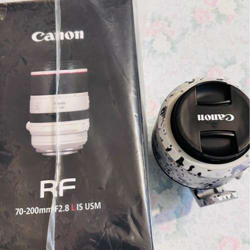 Canon RF 70-200mm F2.8 L IS USM 鏡頭 有保養兩年到26年，附有購買記錄卡，單據