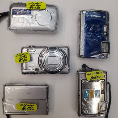 ( 功能極佳CCD ) Vintage Olympus CCD Cameras (每個計 )