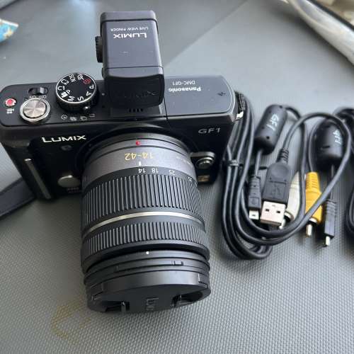Panasonic 經典黑GF1+LUMIX G VARIO 14-42mm  F3.5-5.6 ASPH. MEGA O.I.S+DMW-LVF1