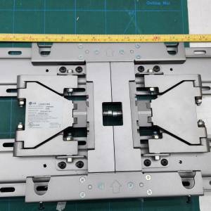 LG 入牆多角度架( LSW200BG ) 合商業或餐廳高位展視用