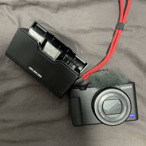 sony zv-1 連三粒電及充電器