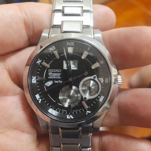 Vintage Seiko Kinetic Perpetual Calendar Watch