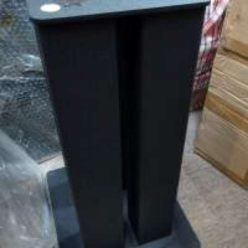 8成新英國制造經典Target R2 四柱22吋重料喇一對