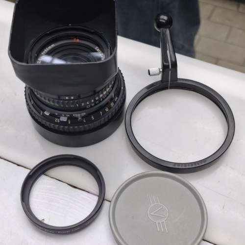 HASSELBLAD CARL ZEISS PLANAR 80MM F2.8 T* BLACK + HOOD + MACRO FILTER