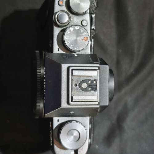 Fujifilm XT100 X-T100 body 機身 98%new 功能全正常 送記憶卡 2電一充連肩帶 冇盒...