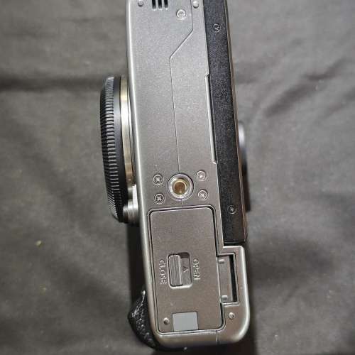 Fujifilm XT100 X-T100 body 機身 98%new 功能全正常 送記憶卡 2電一充連肩帶 冇盒...